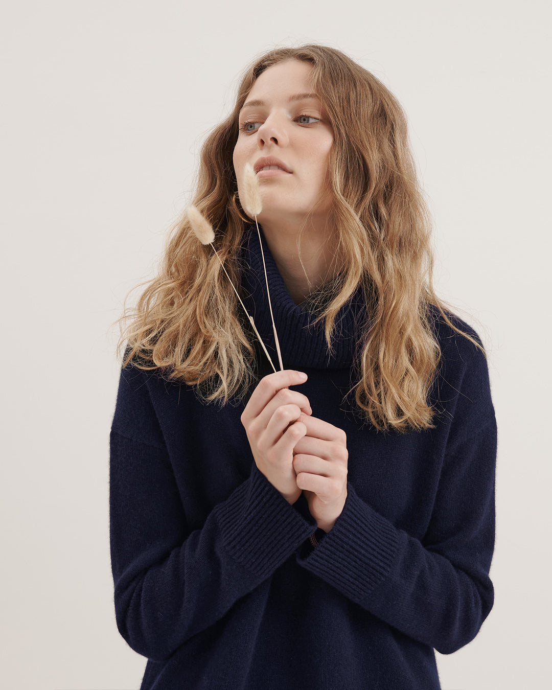 CHUNKY OVERSIZED ROLLNECK PULLOVER - NAVY