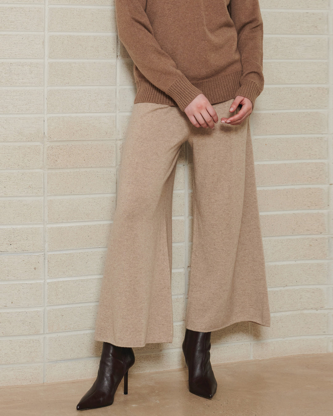 CASHMERE WIDE LEG PANTS - WHEAT