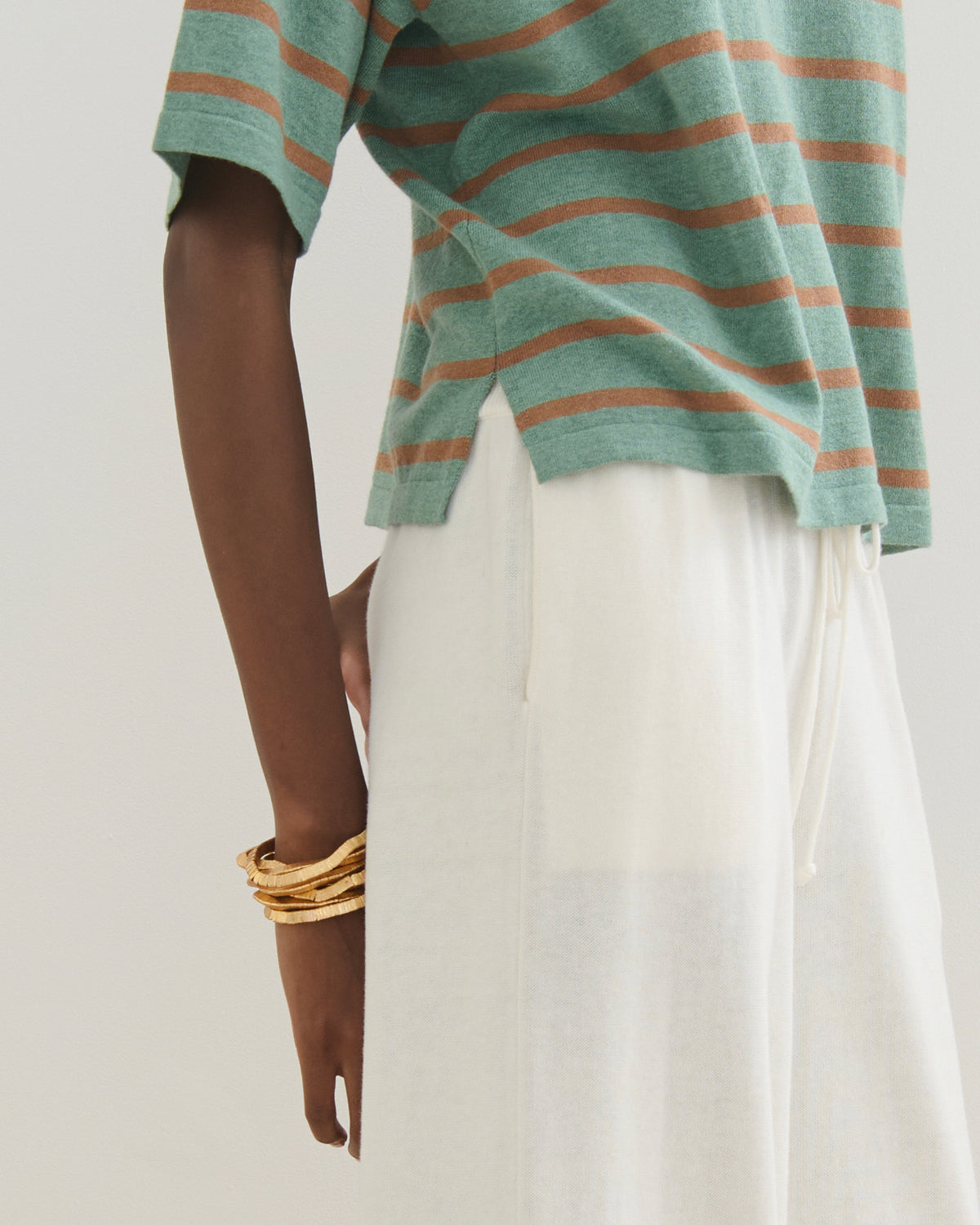 ROAM FREE MID SLEEVE COTTON CASHMERE TEE - POWDERY GREEN