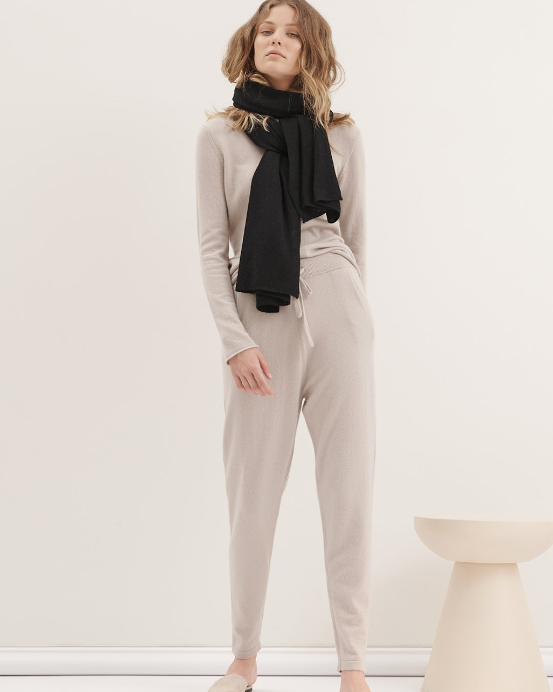 CASHMERE SCARF SHAWL IN ONE - BLACK