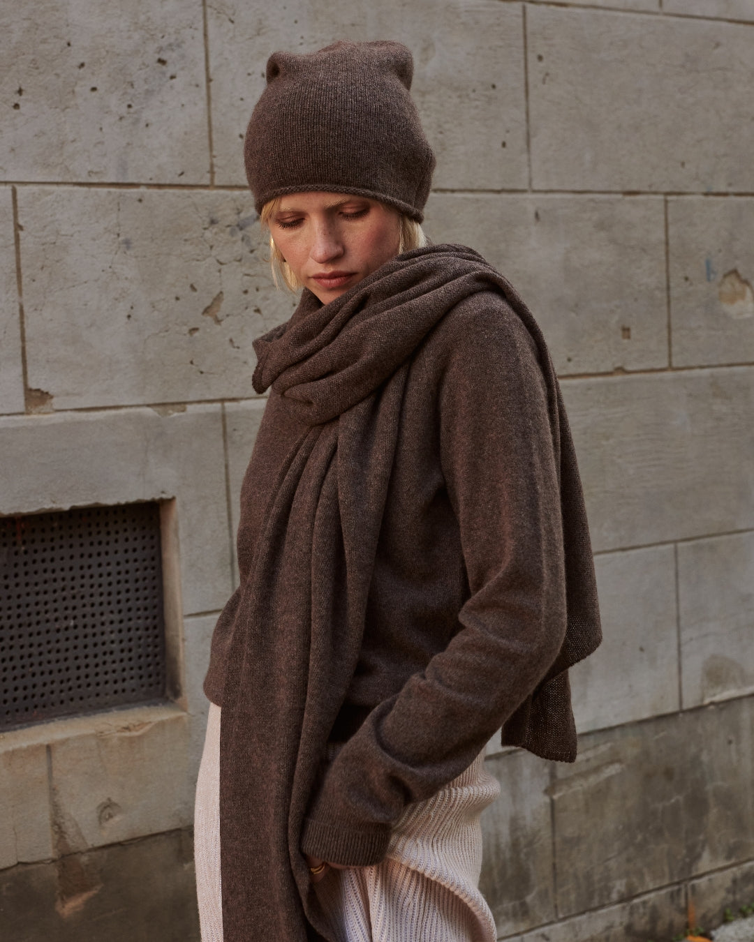CASHMERE SCARF SHAWL IN ONE - CHESTNUT