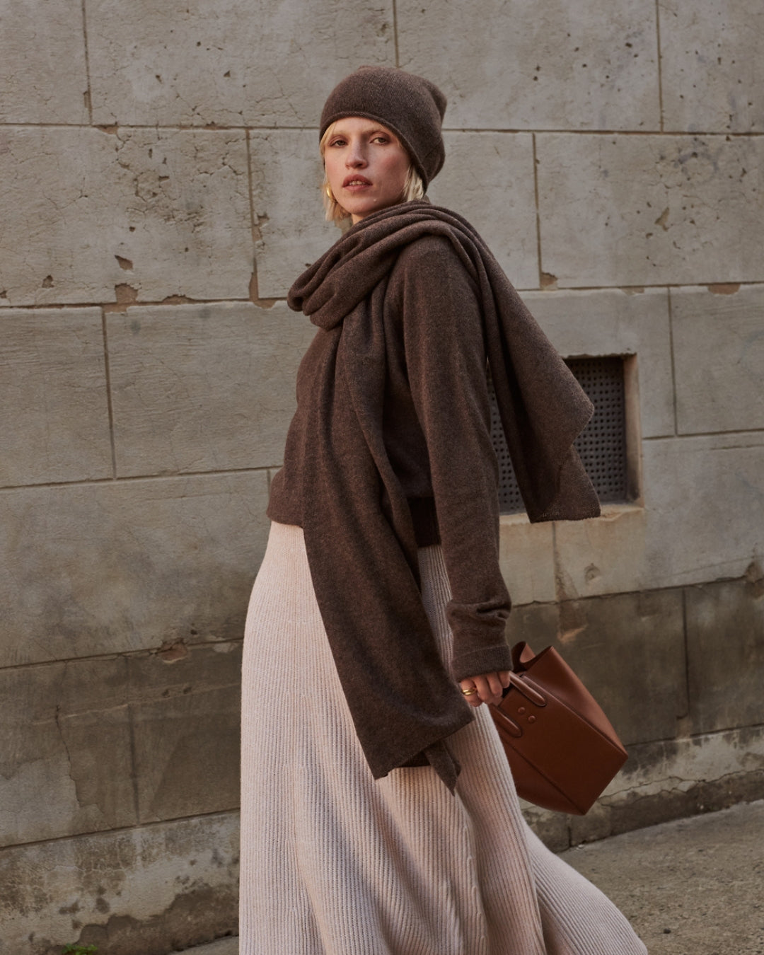 CASHMERE SCARF SHAWL IN ONE - CHESTNUT
