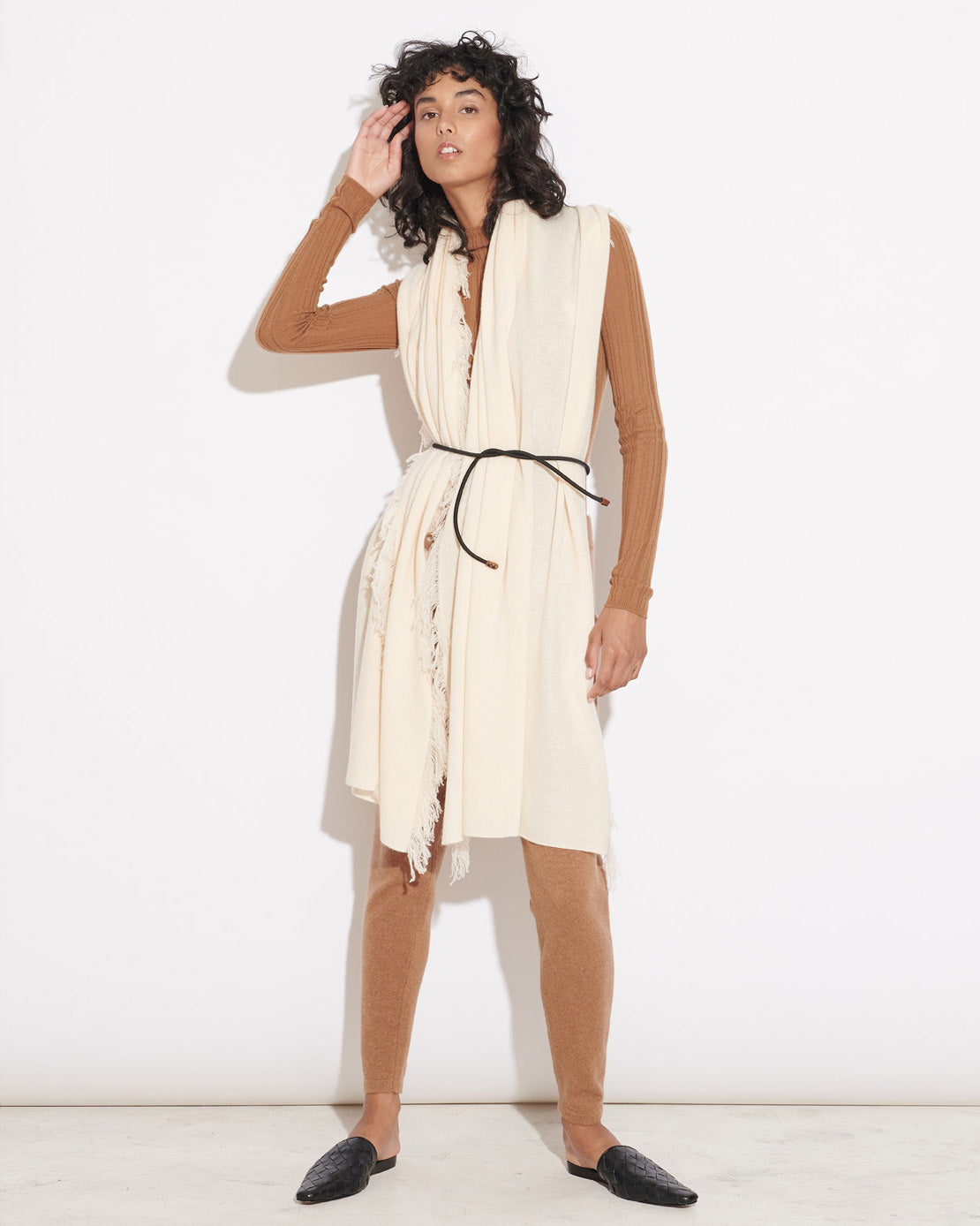 OVERSIZED CASHMERE FRINGE SHAWL - VANILLA