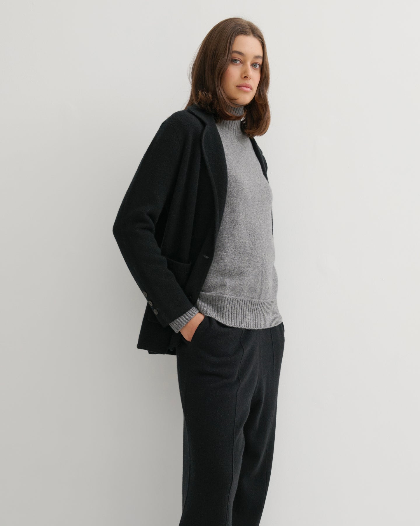 CASHMERE POWER BLAZER - BLACK
