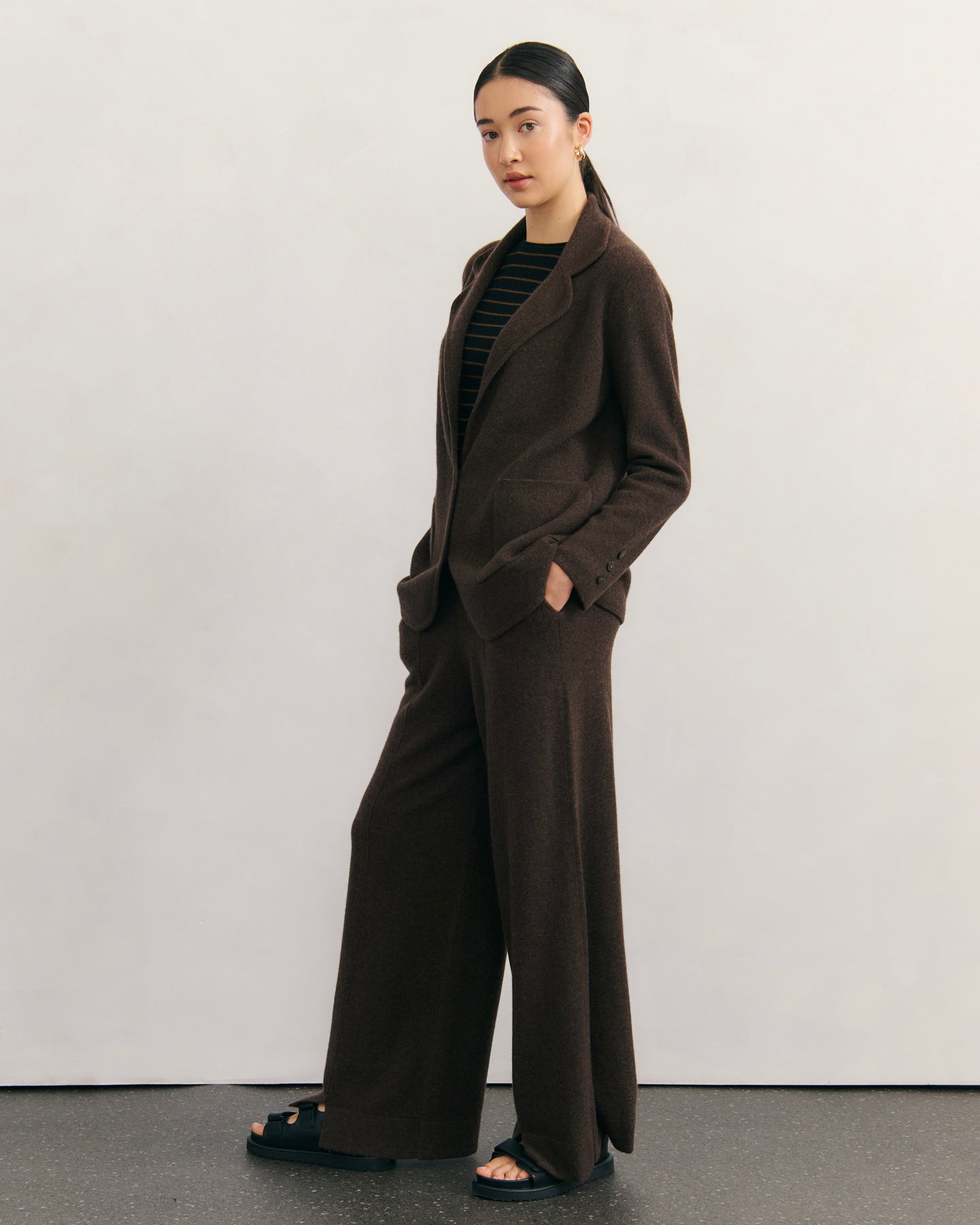 CASHMERE POWER BLAZER - CHOCOLATE