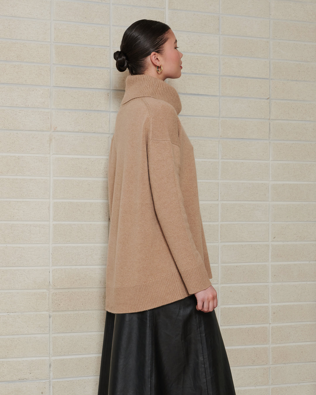 CHUNKY OVERSIZED ROLLNECK PULLOVER - CAMEL