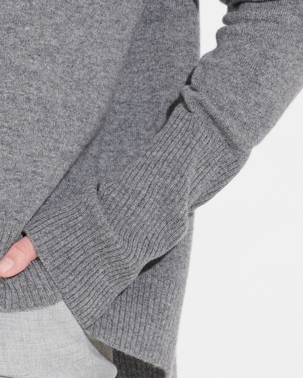 CASHMERE RELAXED ROLLNECK PULLOVER - MID GREY