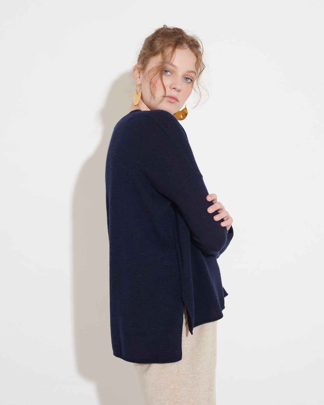 V NECK SPLIT SIDE CASHMERE PULLOVER - NAVY