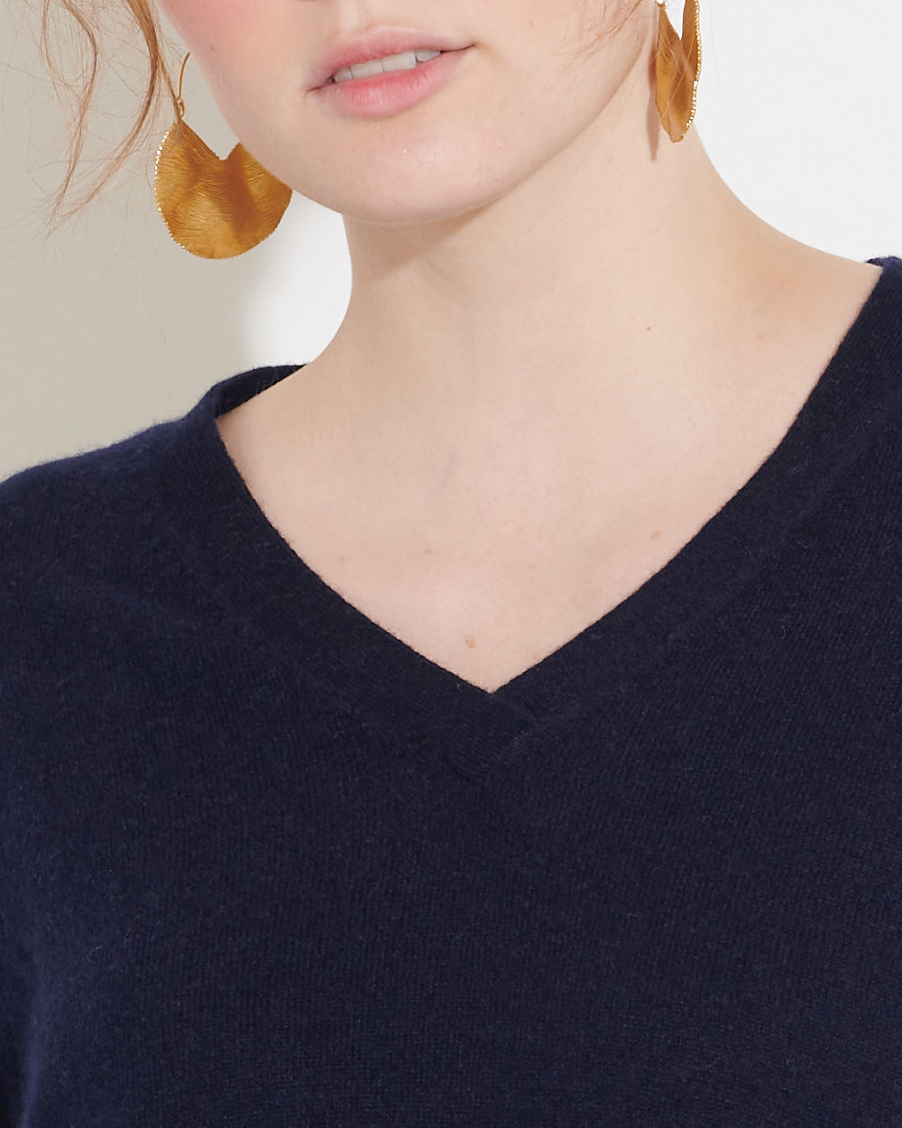 V NECK SPLIT SIDE CASHMERE PULLOVER - NAVY