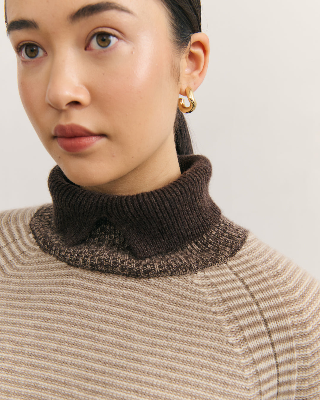 GOLDEN DUNE CASHMERE CROPPED PULLOVER