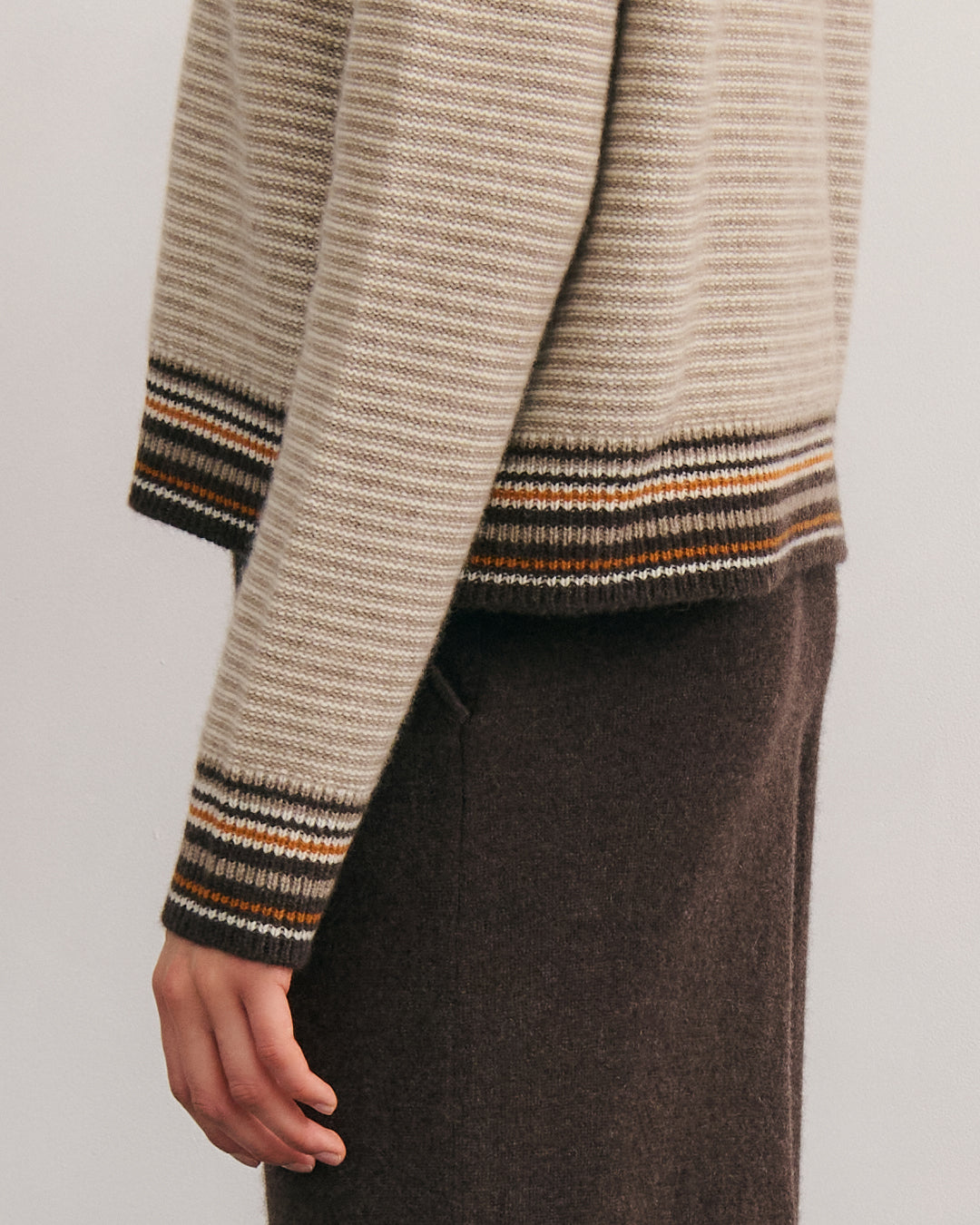 GOLDEN DUNE CASHMERE CROPPED PULLOVER