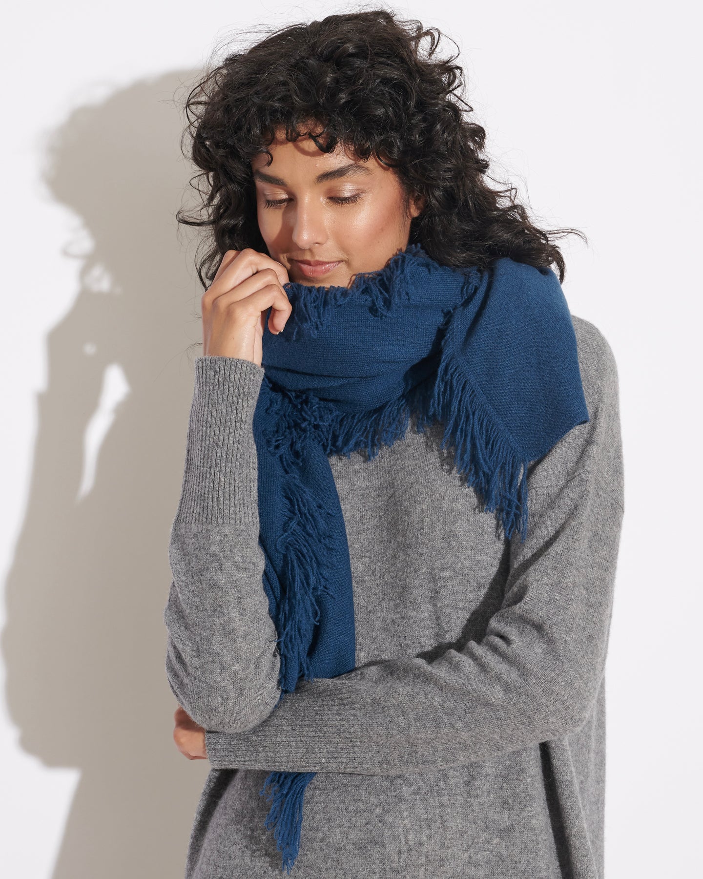 OVERSIZED CASHMERE FRINGE SHAWL - OCEAN BLUE