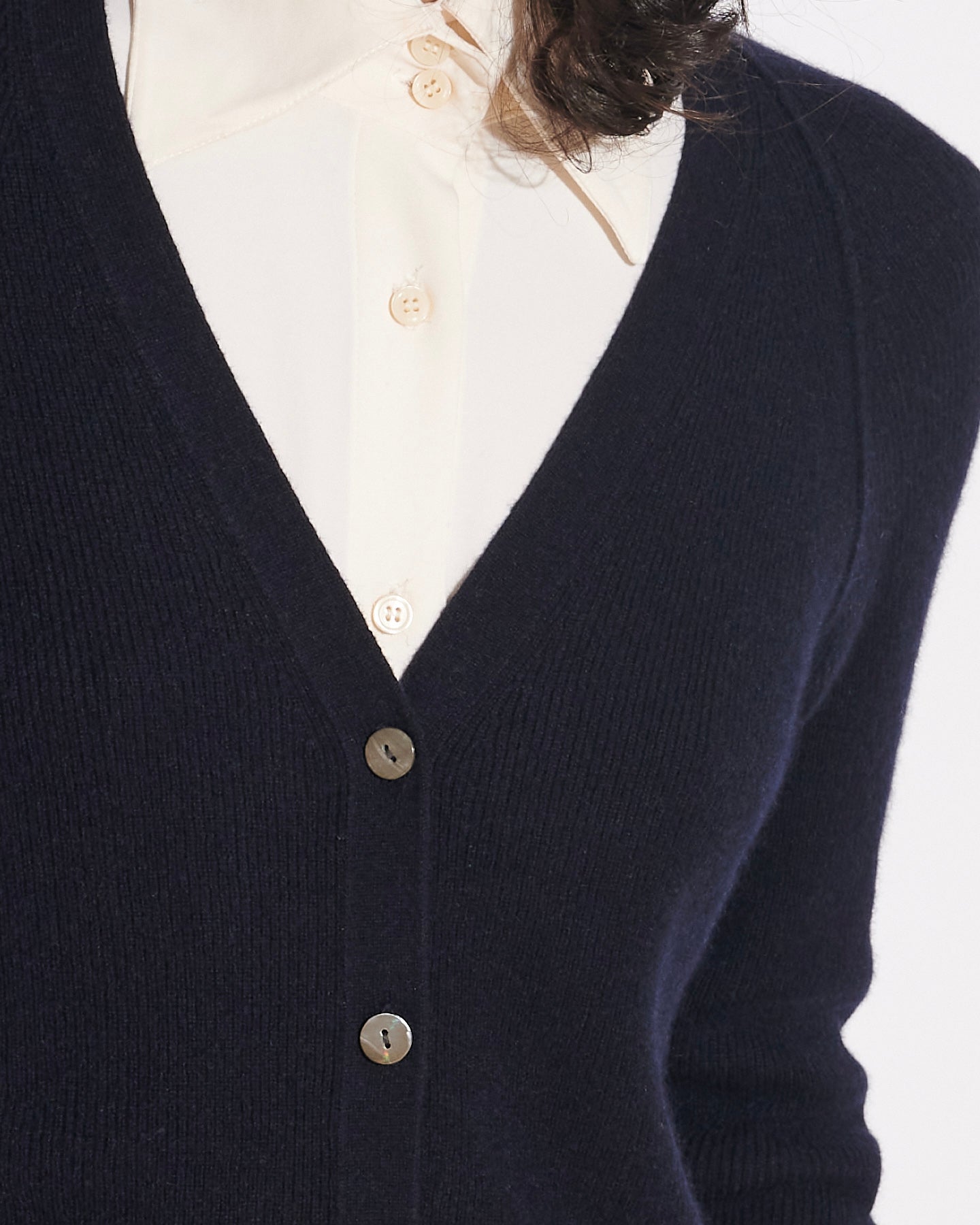 THE CLOUD V NECK CARDIGAN - NAVY