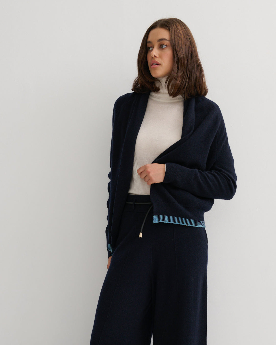 CASHMERE UPSIDE DOWN CARDIGAN - NAVY