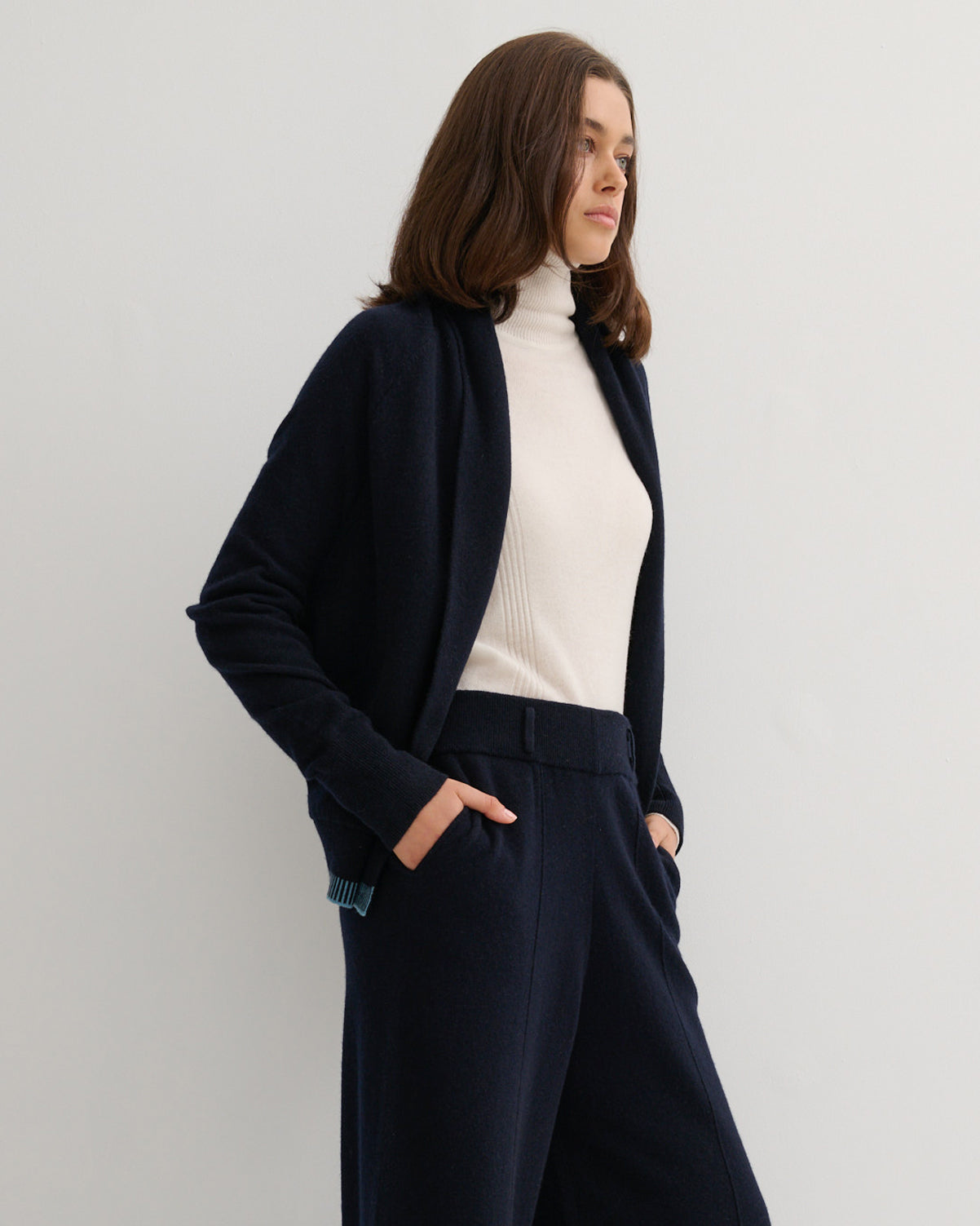 CASHMERE UPSIDE DOWN CARDIGAN - NAVY