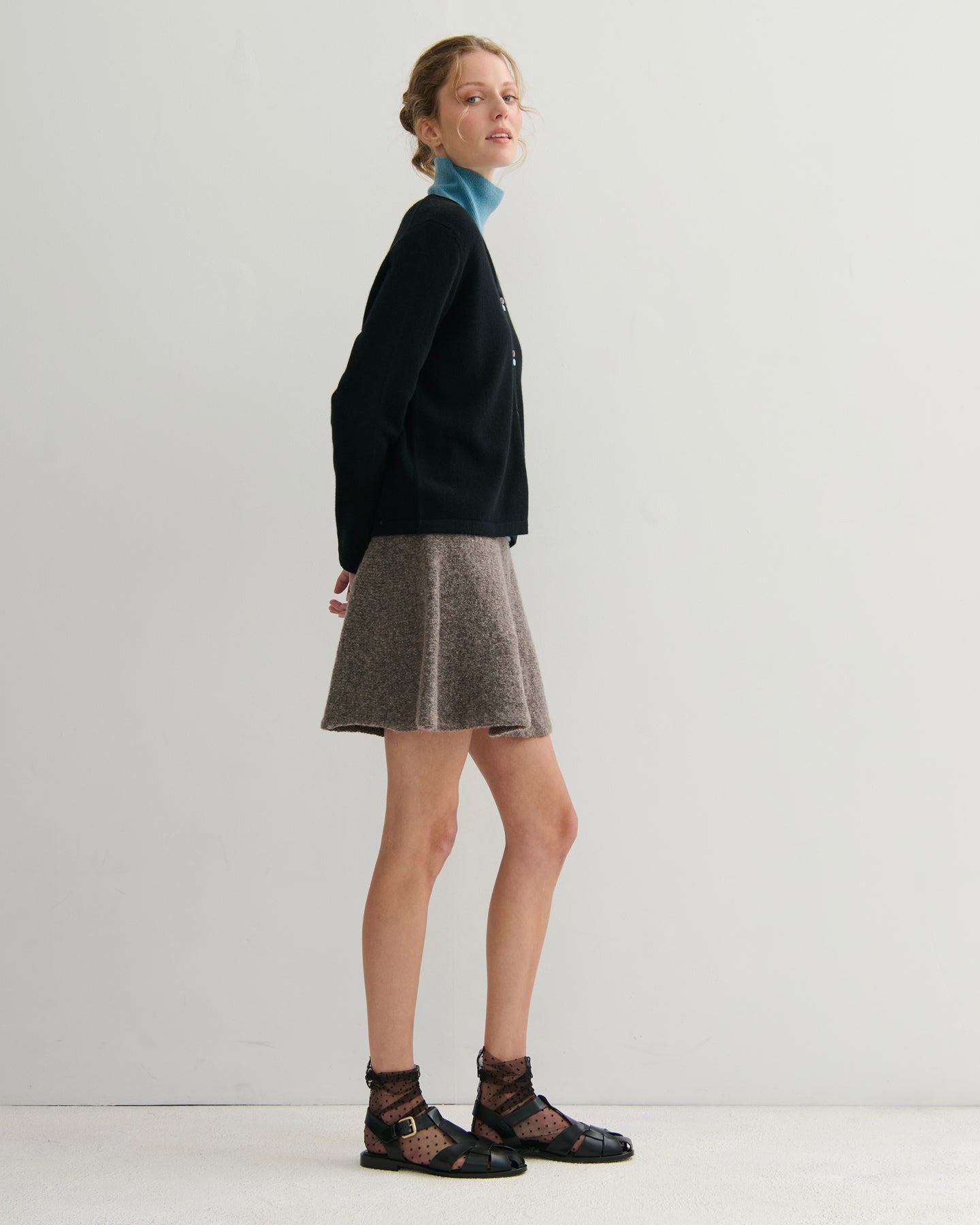 EASY DAYS CASHMERE DOUBLE BOTTON CARDIGAN - BLACK