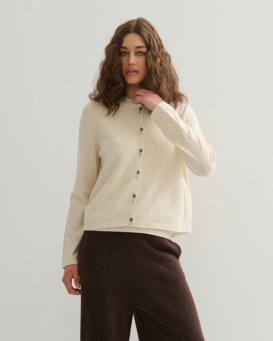 EASY DAYS CASHMERE DOUBLE BOTTON CARDIGAN - CREAM RAW