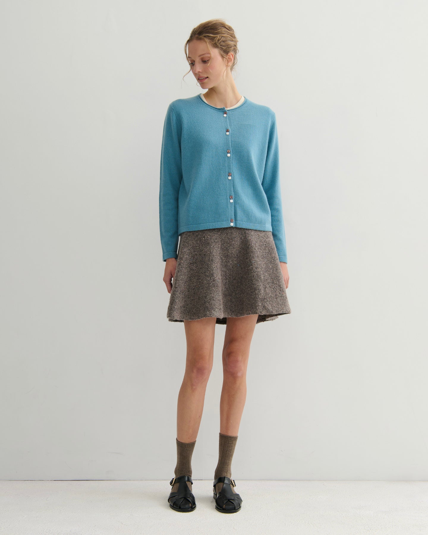 EASY DAYS CASHMERE DOUBLE BOTTON CARDIGAN - LAKE BLUE