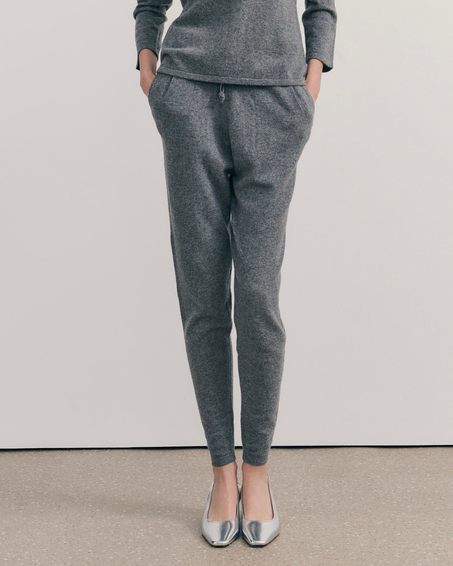 BE SPOILED CASHMERE TRACK PANTS - MID GREY