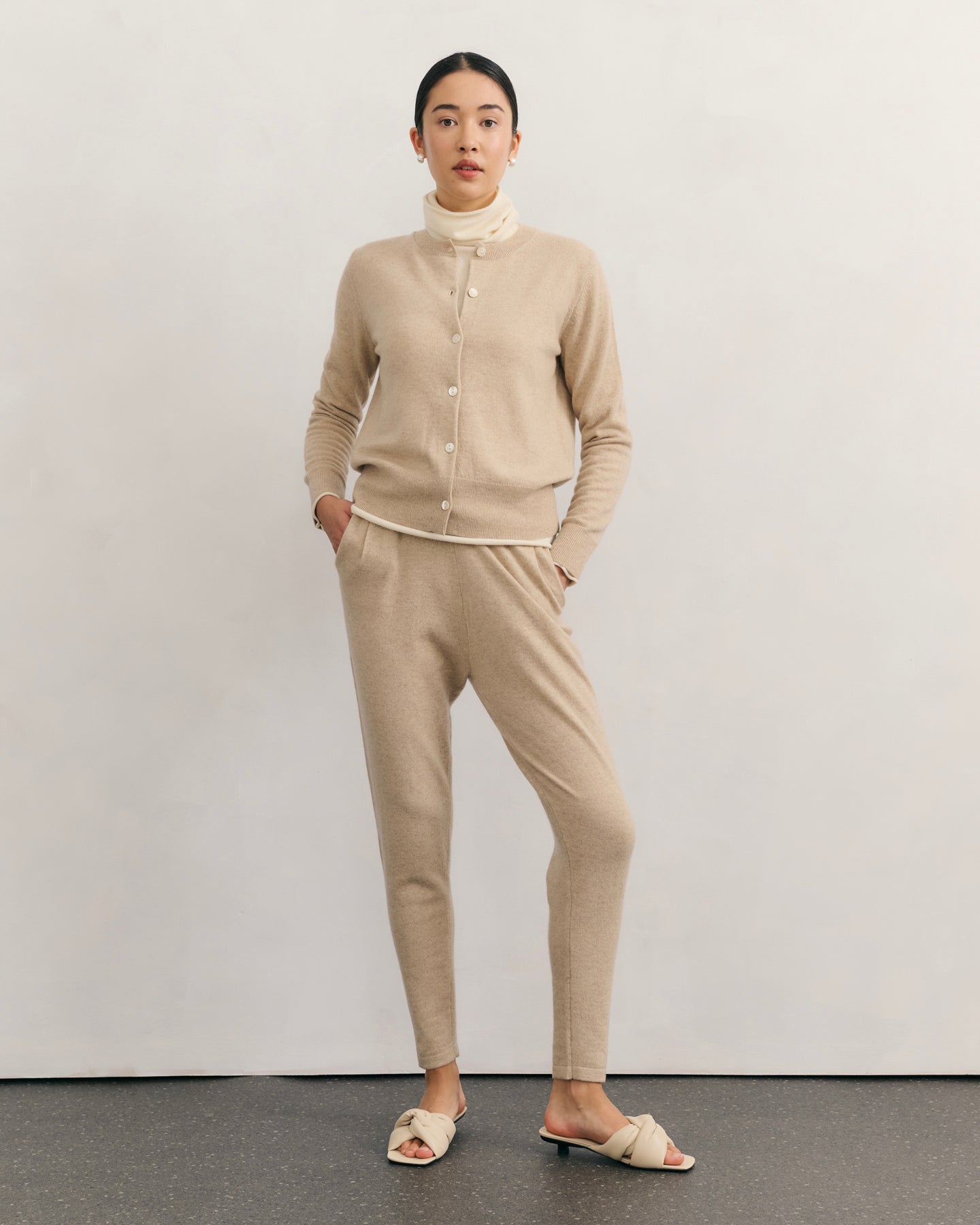 BE SPOILED CASHMERE TRACK PANTS - BEIGE RAW
