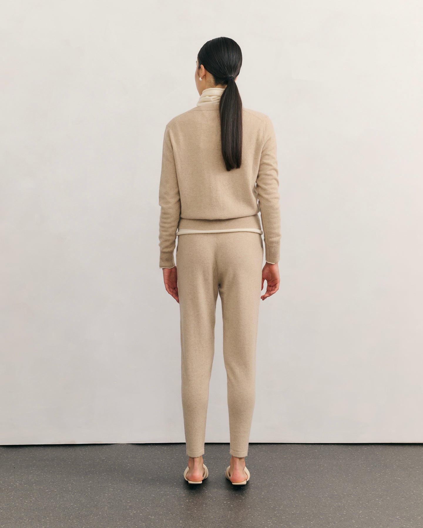 BE SPOILED CASHMERE TRACK PANTS - BEIGE RAW