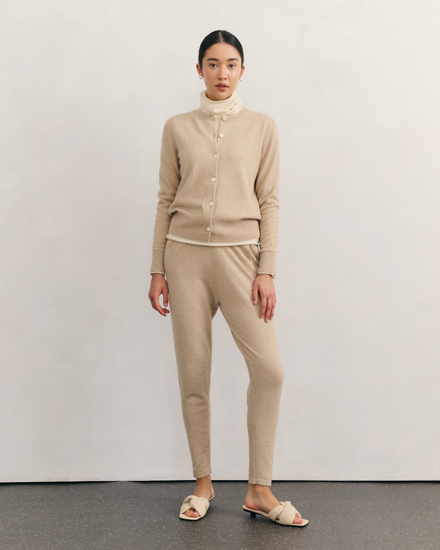 BE SPOILED CASHMERE TRACK PANTS - BEIGE RAW