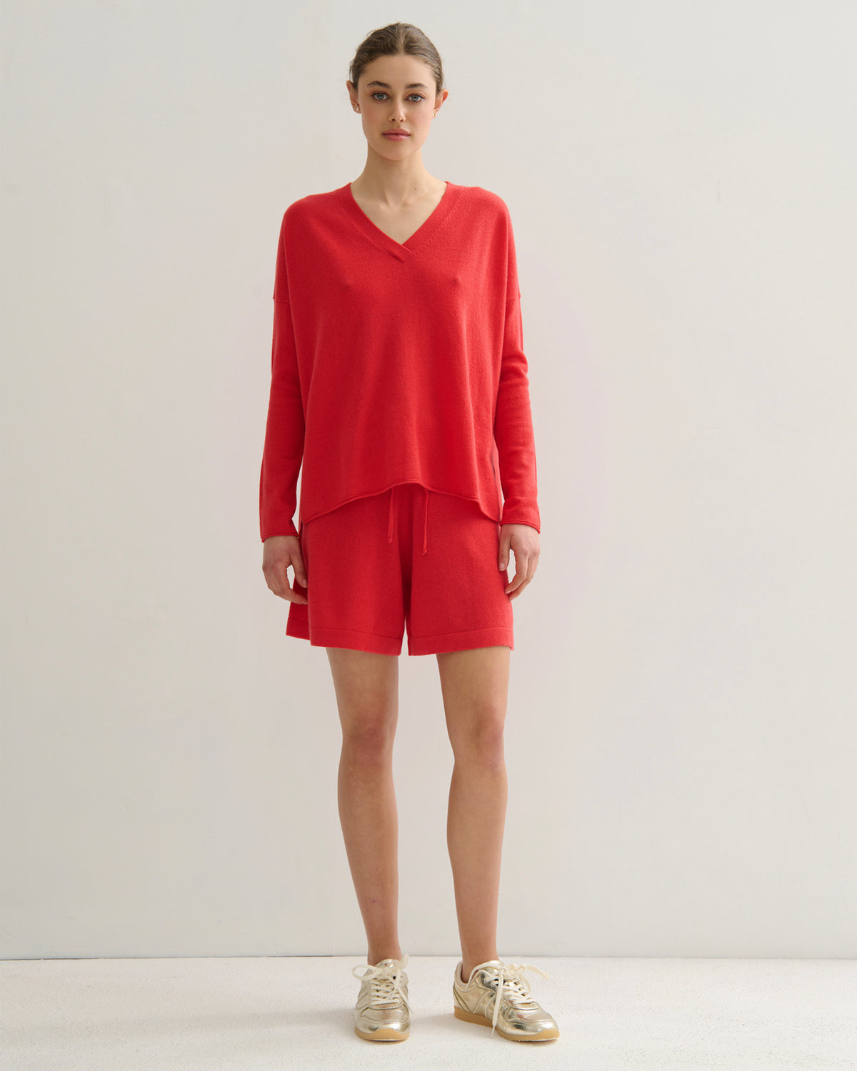 CASHMERE WIDE LEG SHORTS - POPPY RED