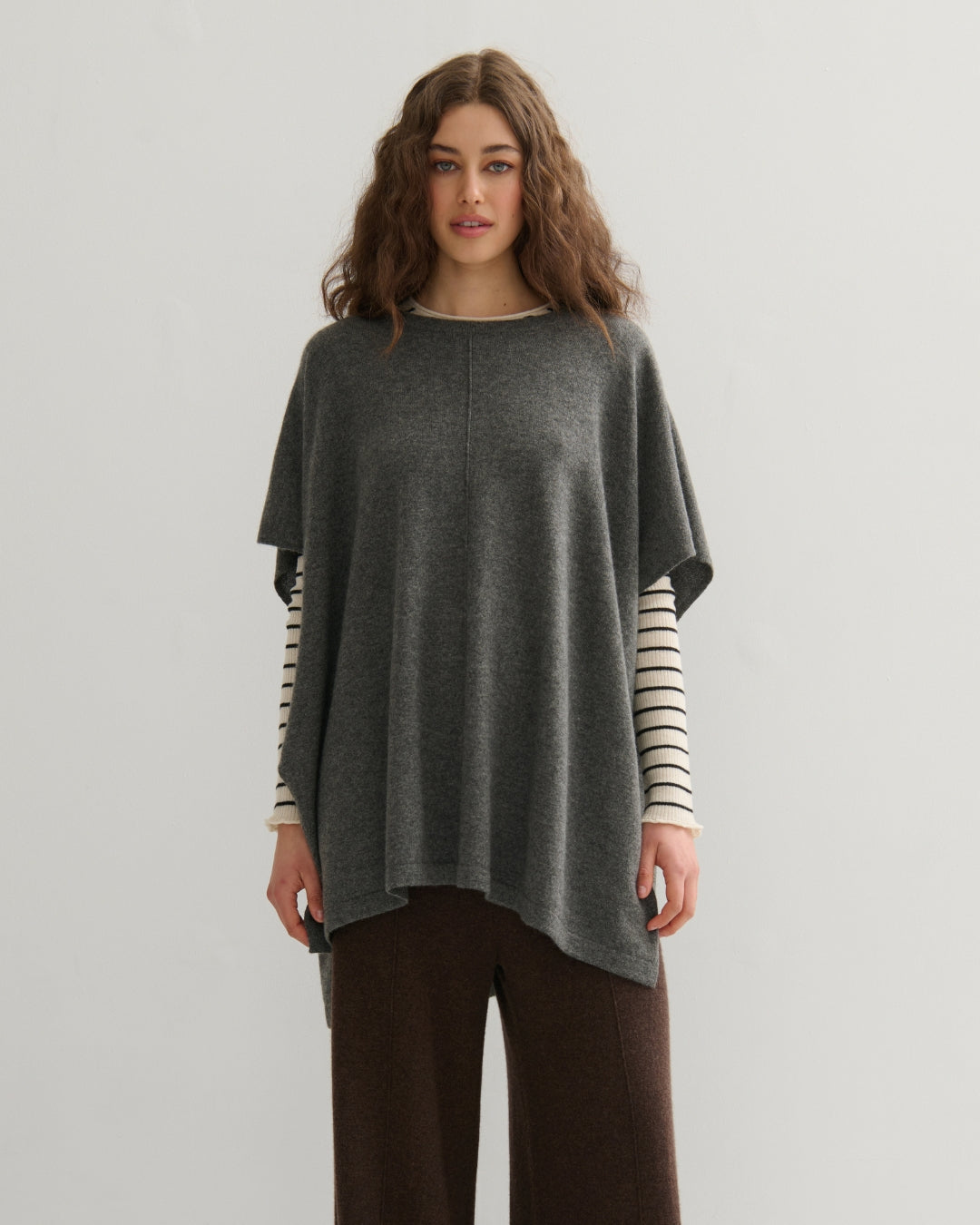 CASHMERE OVERSIZED PONCHO STYLE PULLOVER - DARK GREY