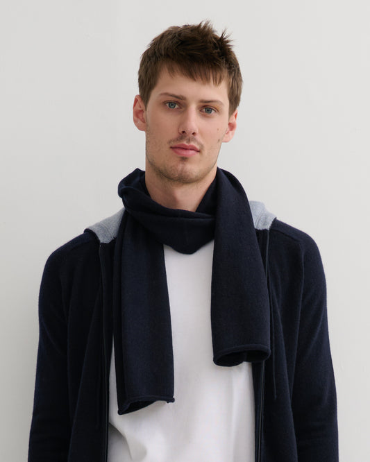 EVERYDAY CASHMERE SCARF - UNISEX - NAVY