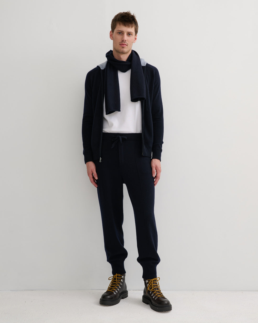 EVERYDAY CASHMERE SCARF - UNISEX - NAVY