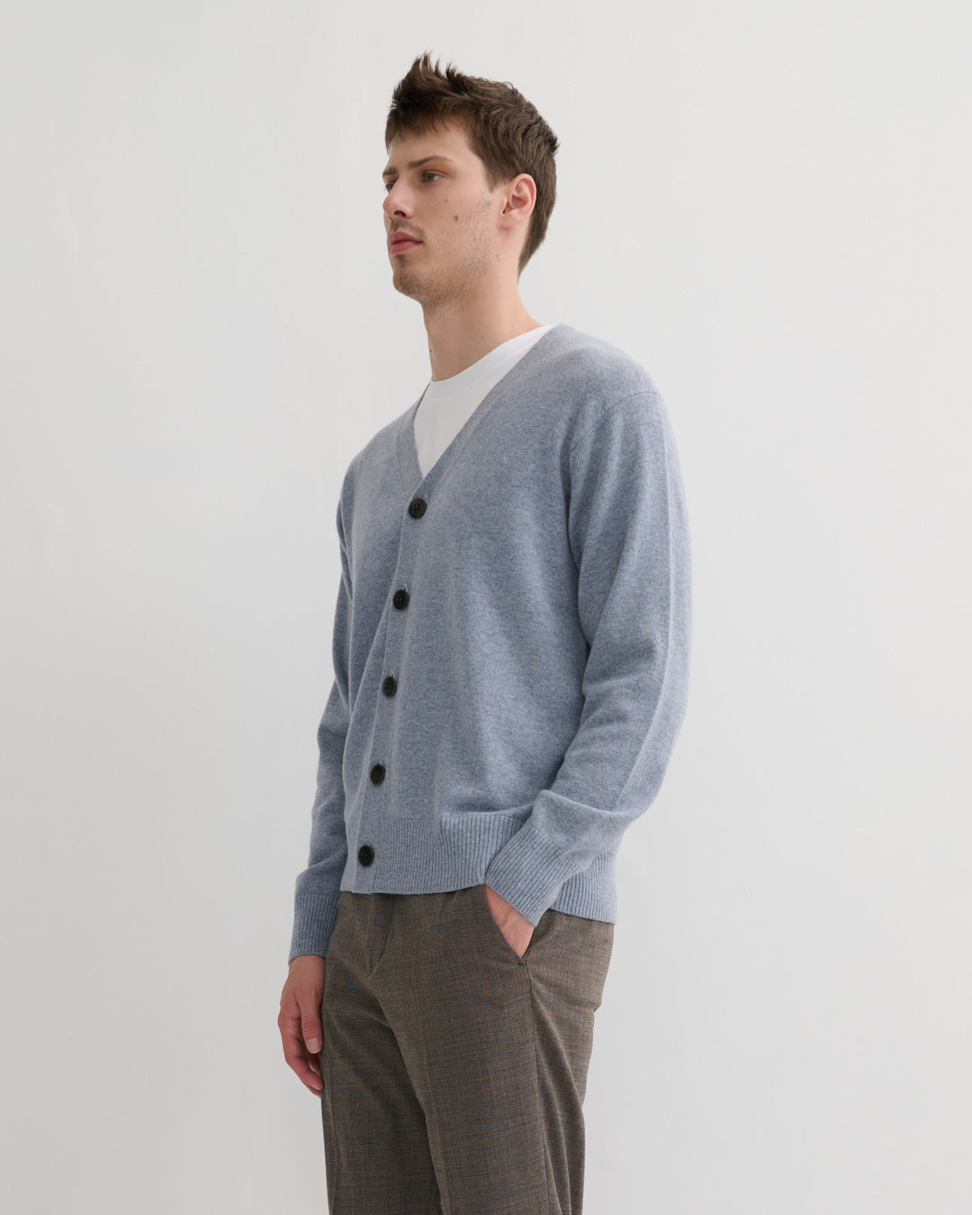 MEN'S CASHMERE V NECK CARDIGAN- MISTY BLUE