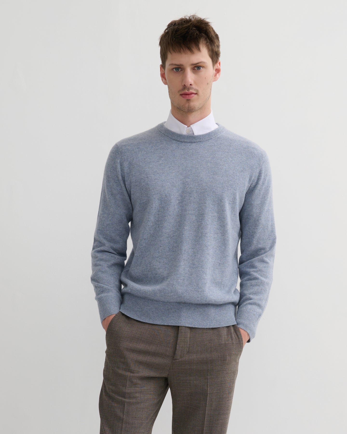 MEN'S CASHMERE CREW NECK PULLOVER - MISTY BLUE