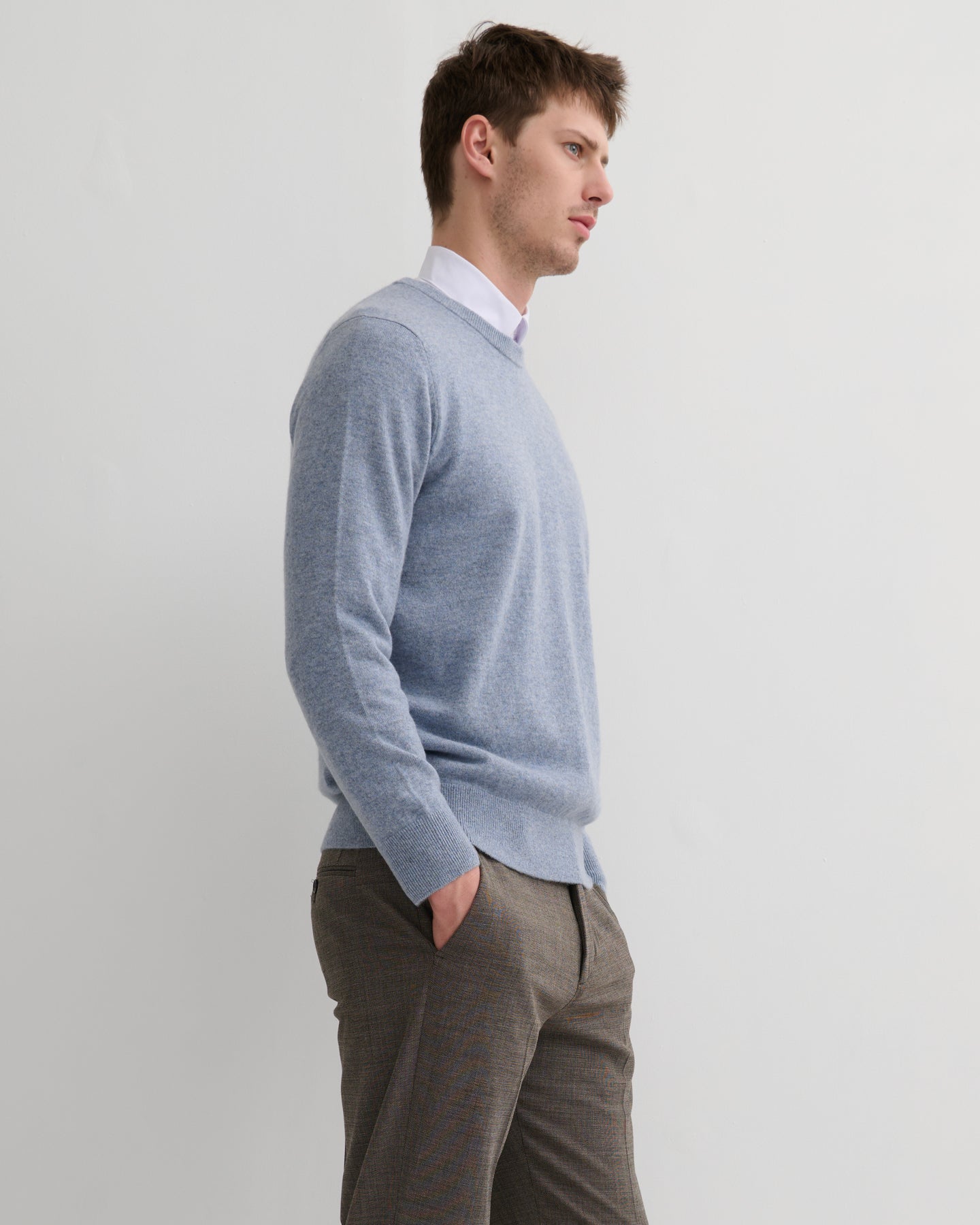 MEN'S CASHMERE CREW NECK PULLOVER - MISTY BLUE