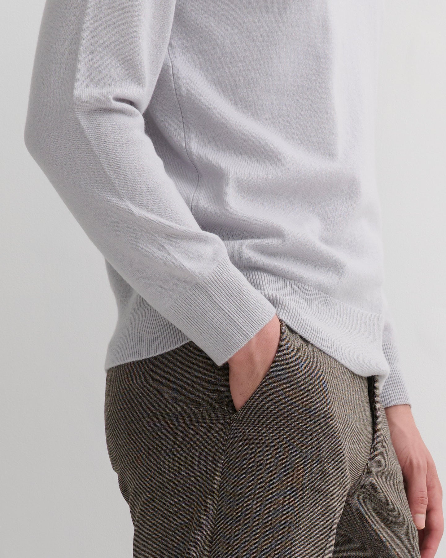 MEN'S CASHMERE CREW NECK PULLOVER - SMOKE