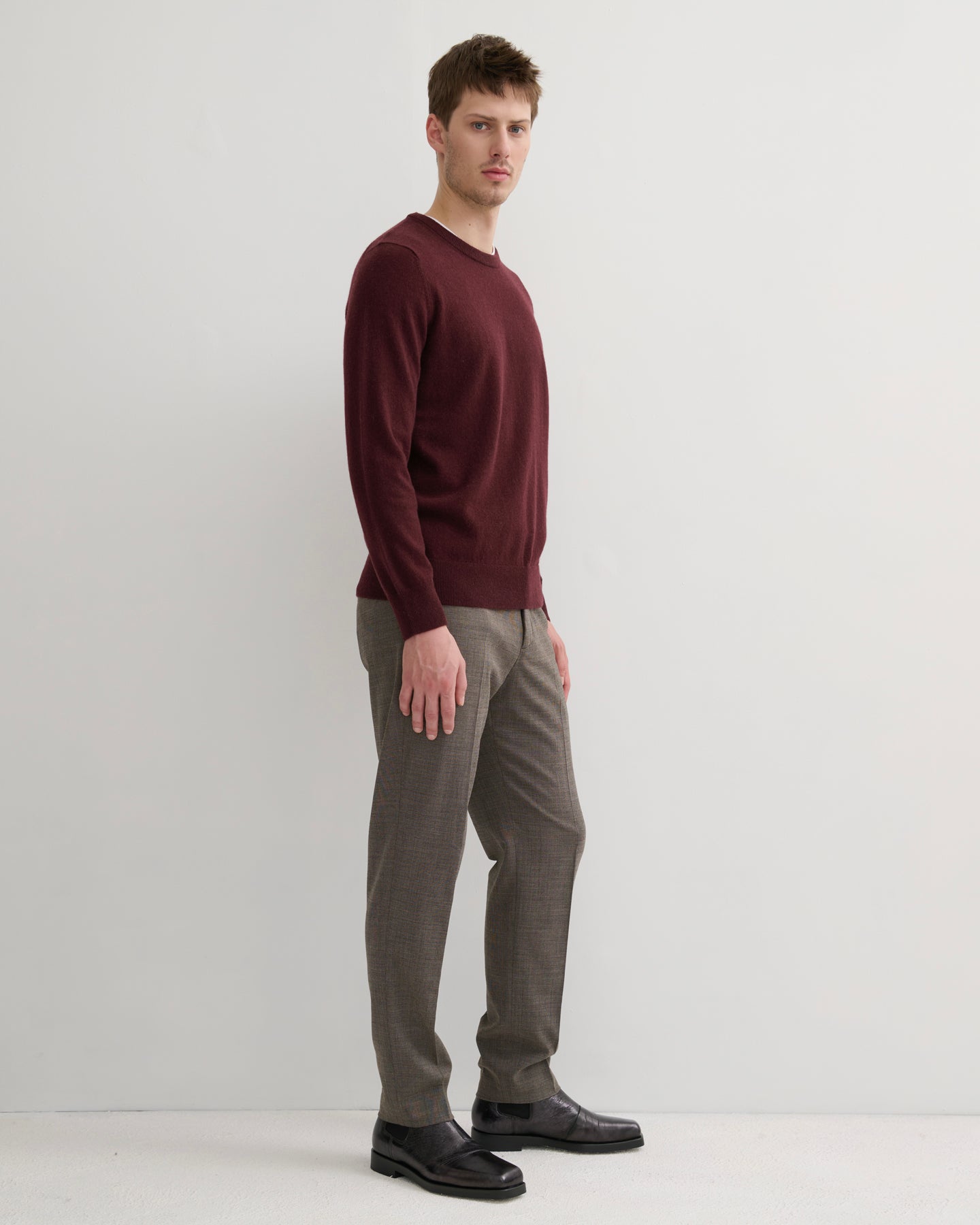 MEN'S CASHMERE CREW NECK PULLOVER - WINE