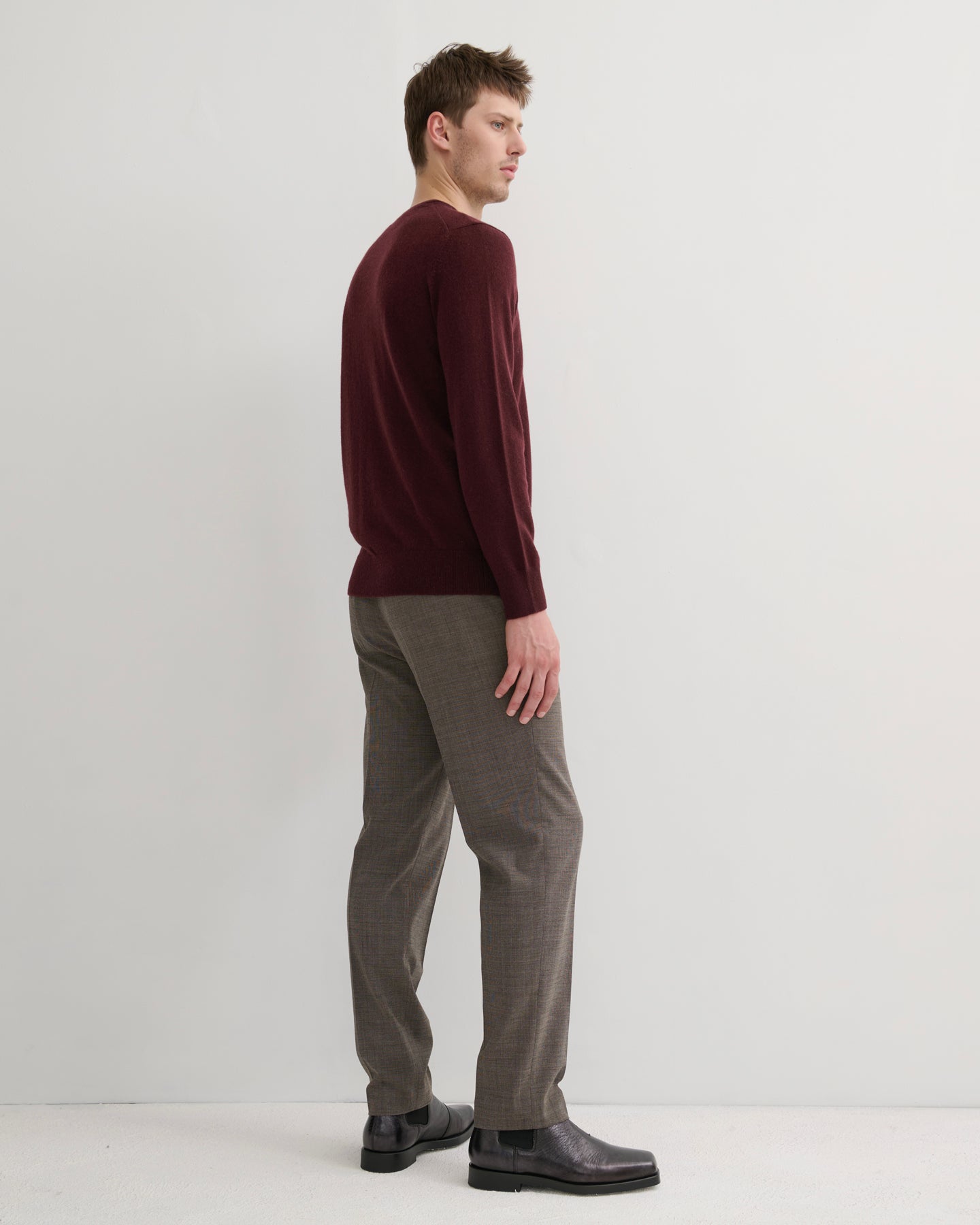MEN'S CASHMERE CREW NECK PULLOVER - WINE