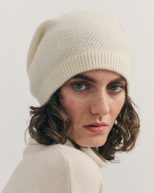 PINAPPLE KNIT CASHMERE BEANIE - CREAM RAW
