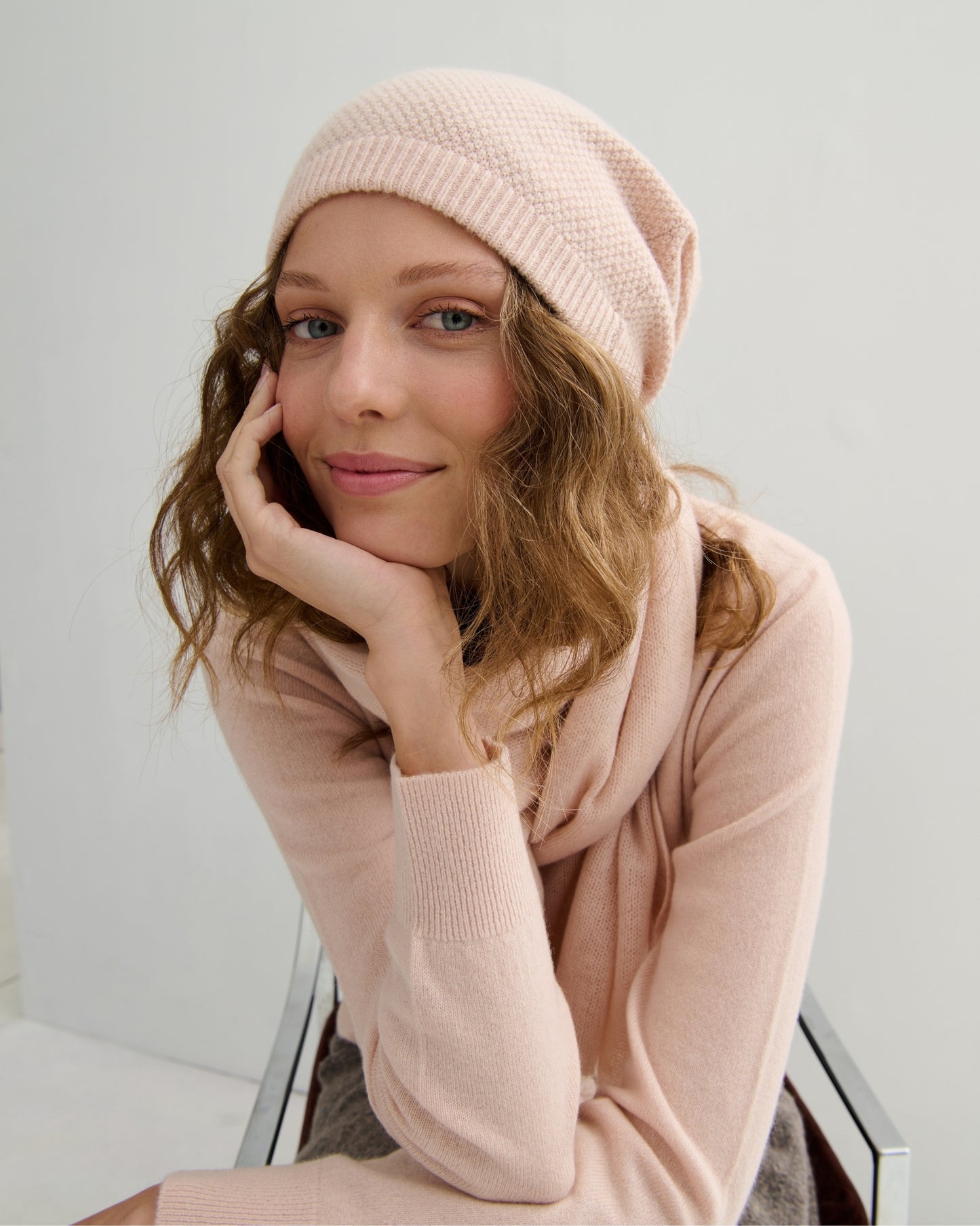 PINAPPLE KNIT CASHMERE BEANIE - BLUSH