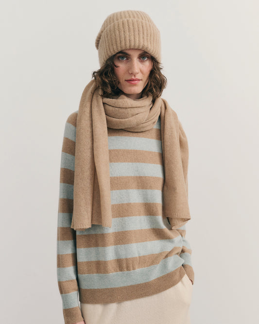 CHUNKY RIBBED CASHMERE BEANIE - CAMEL