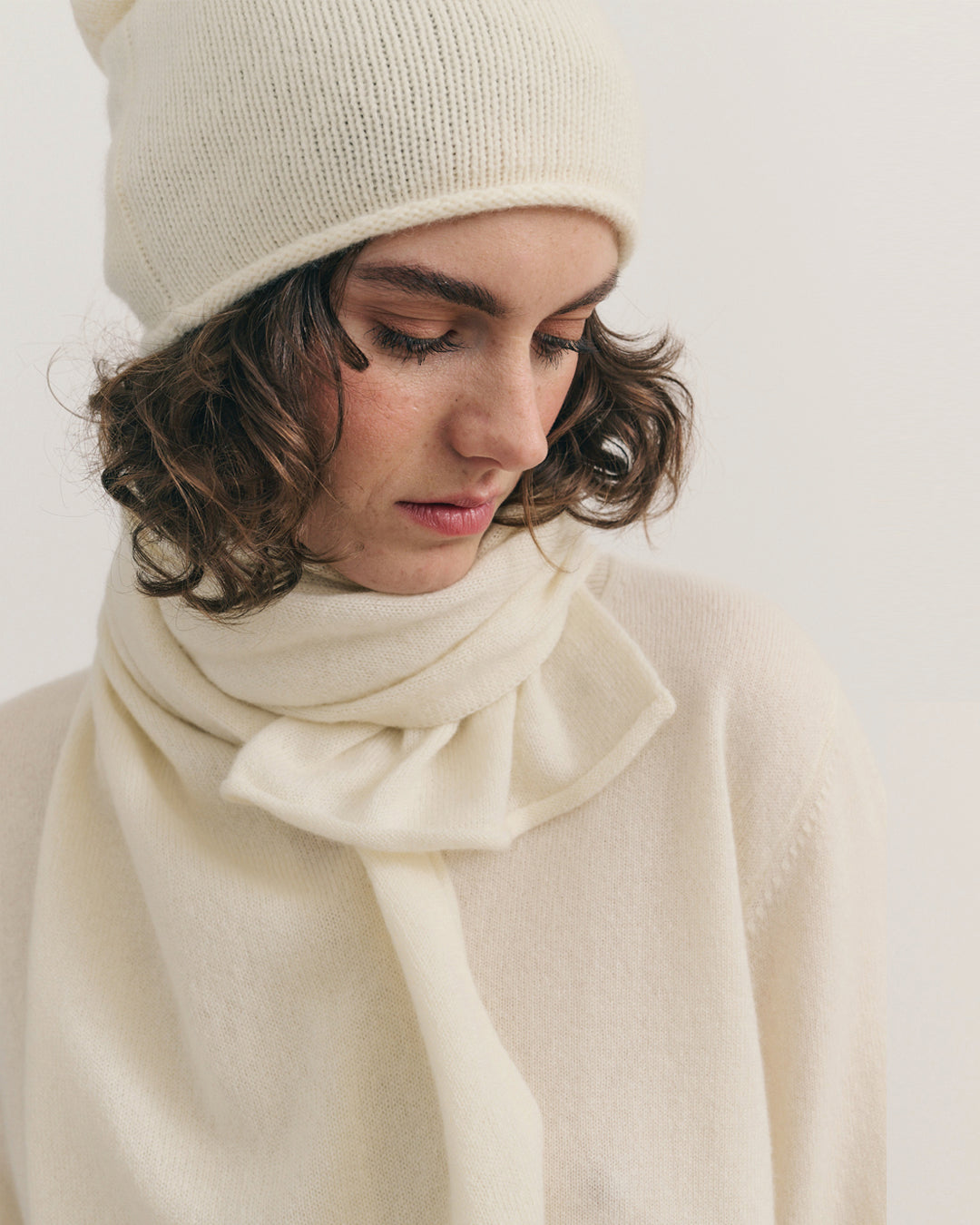 EVERYDAY CASHMERE SCARF - CREAM RAW