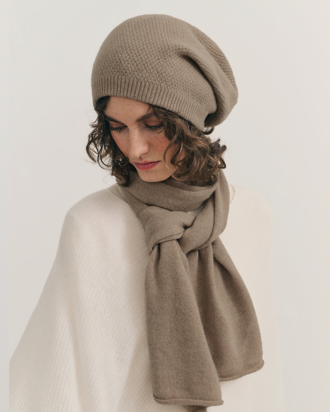 EVERYDAY CASHMERE SCARF - SHIITAKE