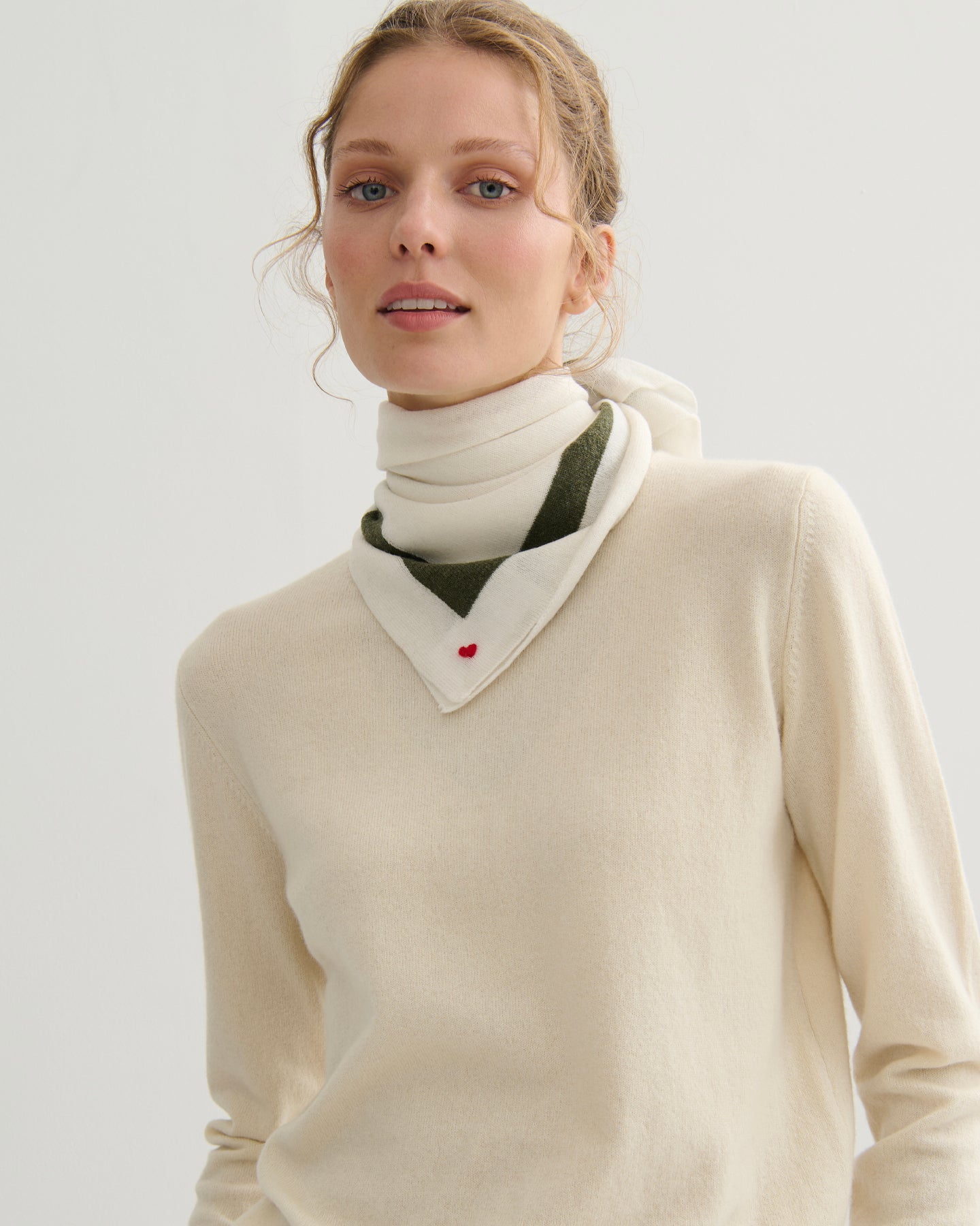 'MY HEART TO YOU' SQUARE SCARF - CREAM/MOSS