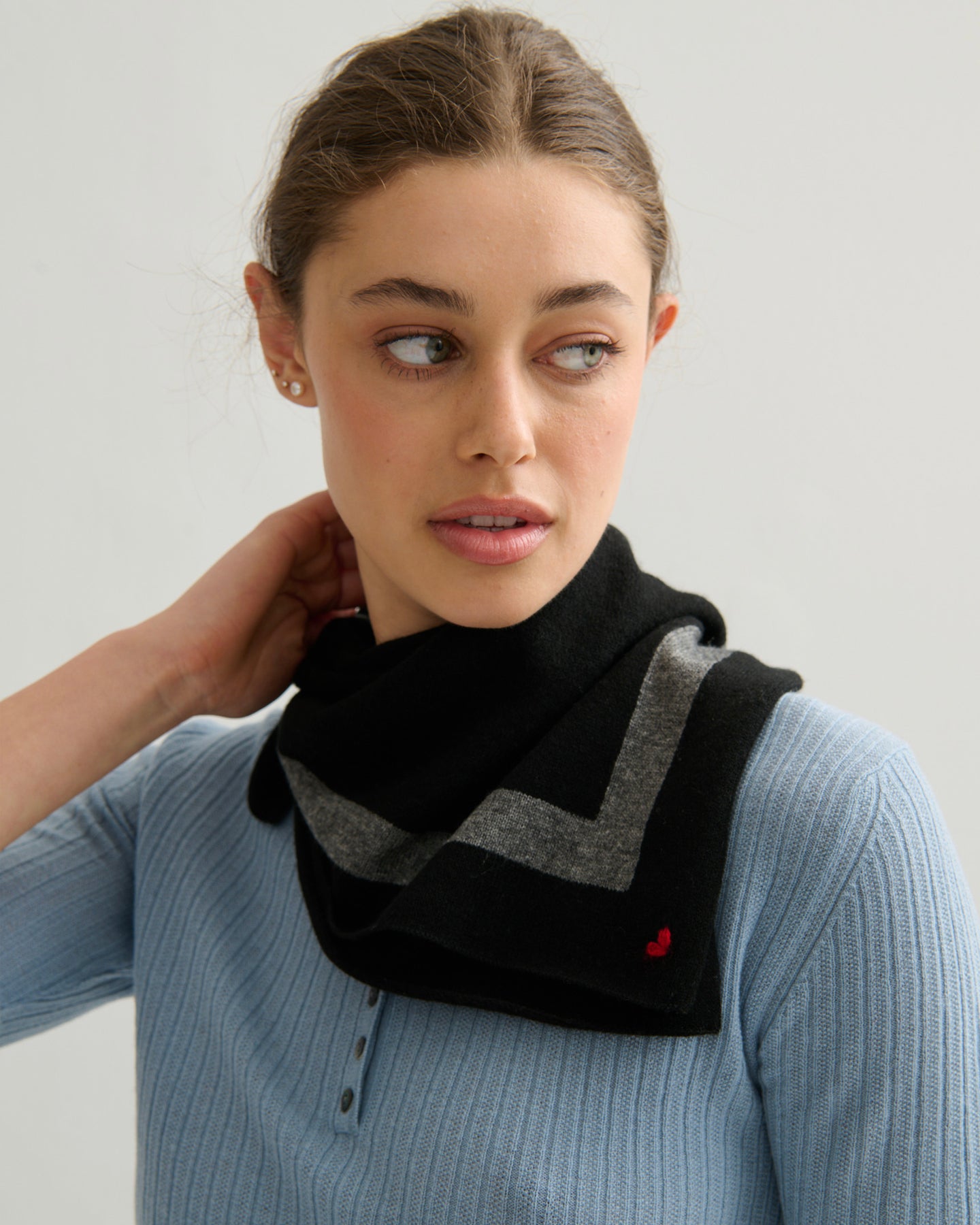 'MY HEART TO YOU' SQUARE SCARF - BLACK/GREY