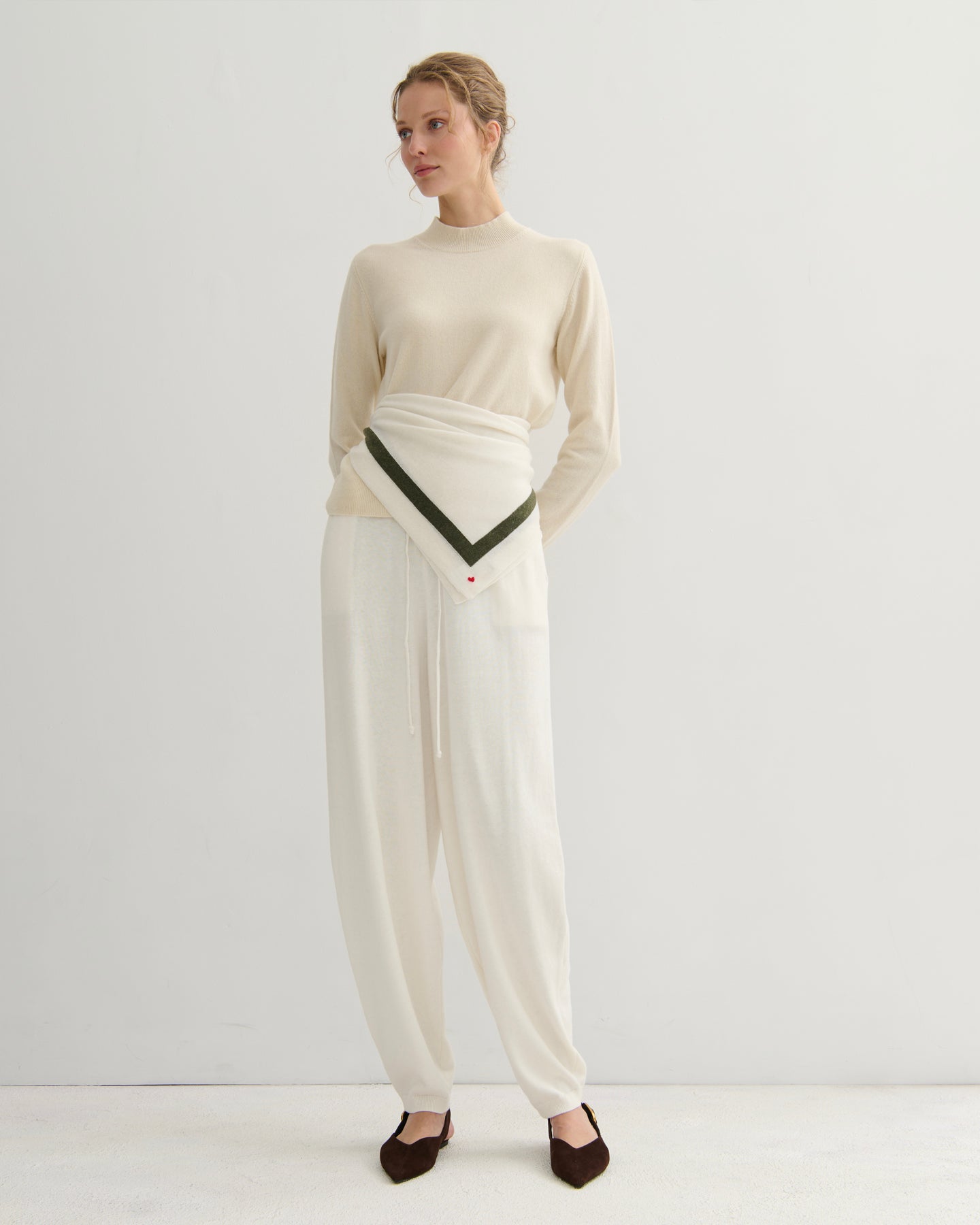 'MY HEART TO YOU' SQUARE SCARF - CREAM/MOSS
