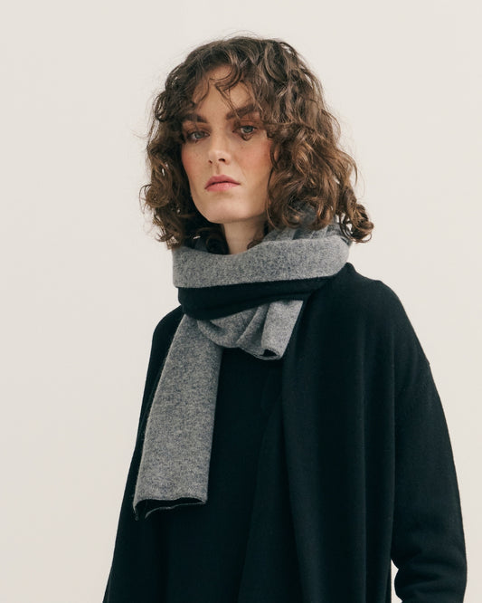 CASHMERE DOUBLE LAYER SCARF - GREY BLACK
