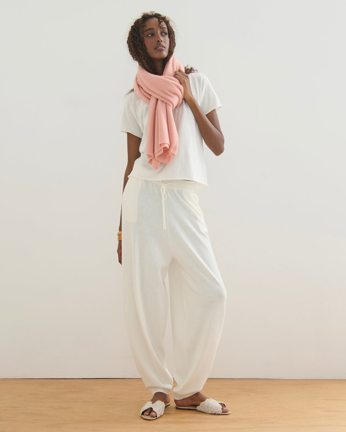 OVERSIZED CASHMERE TRAVEL WRAP - PEACH