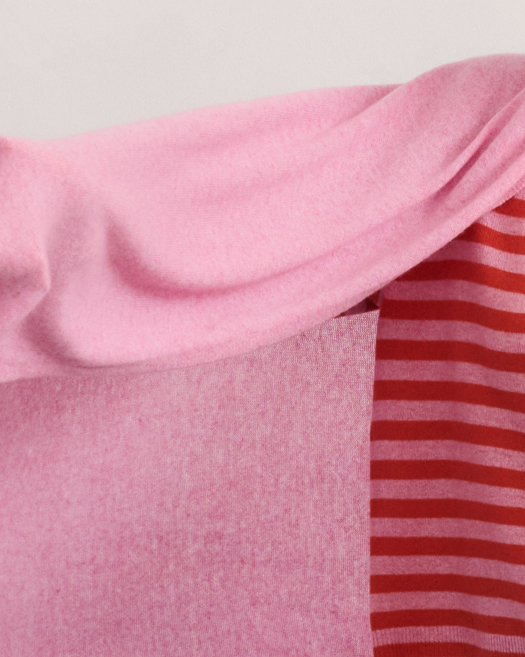 OVERSIZED CASHMERE TRAVEL WRAP - FAIRY FLOSS