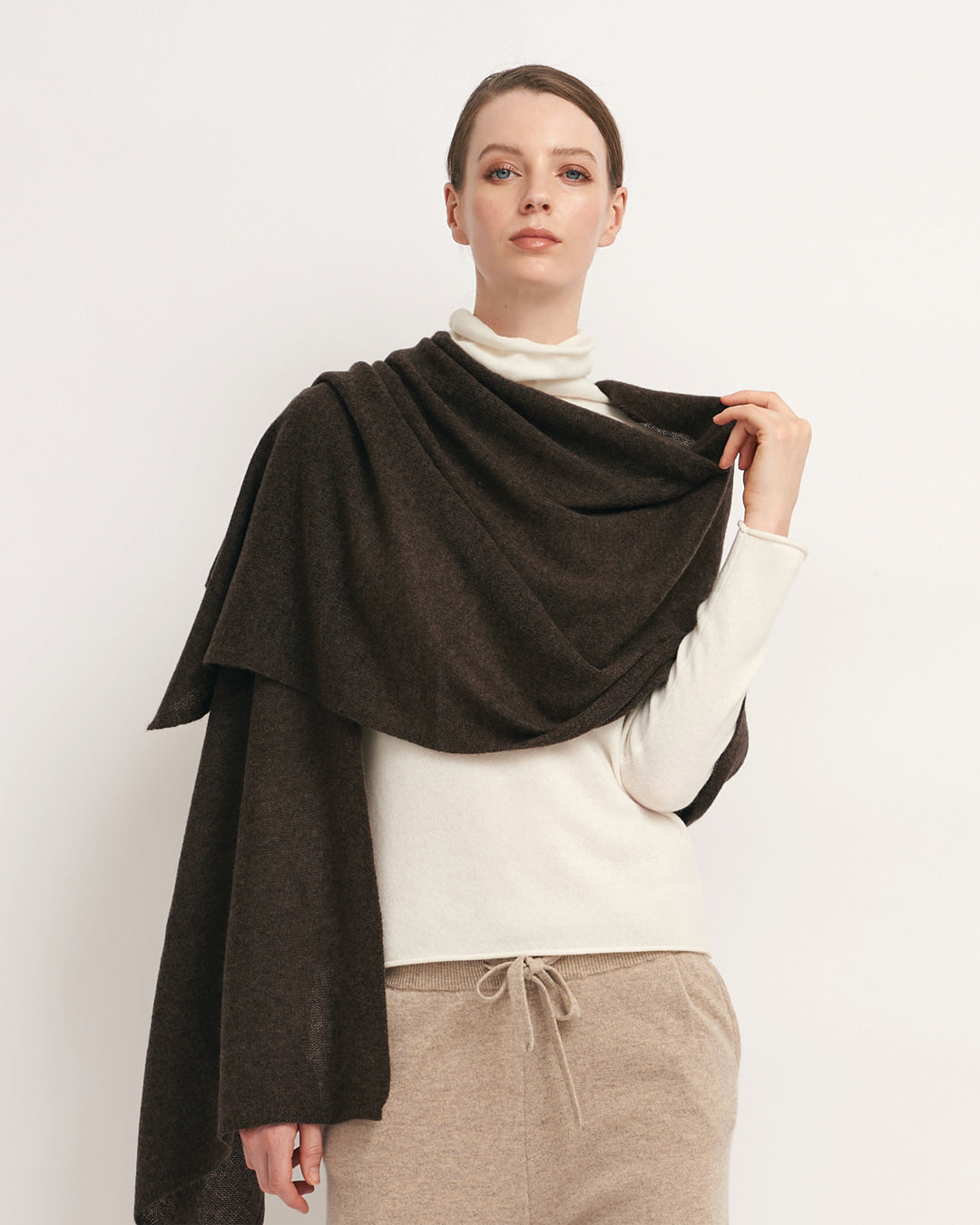 CASHMERE SCARF SHAWL IN ONE - CHOCOLATE