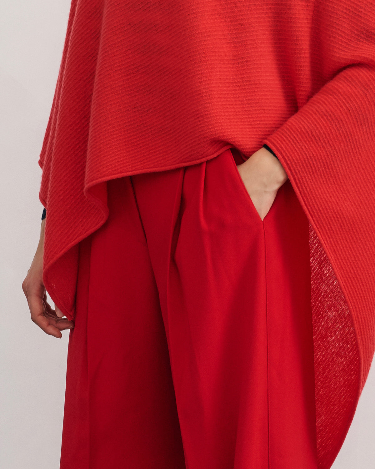 LIKE A BREEZE CASHMERE UTILITY PONCHO - POPPY RED