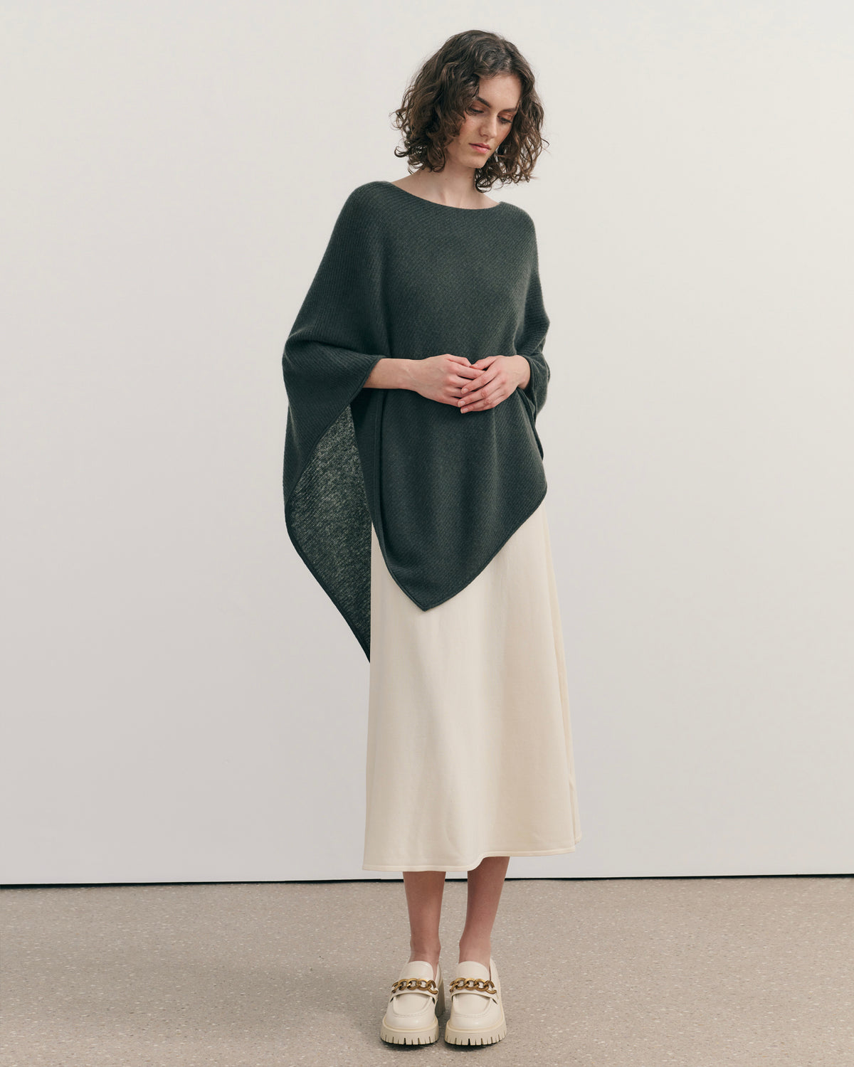 LIKE A BREEZE CASHMERE UTILITY PONCHO - TEA LEAF